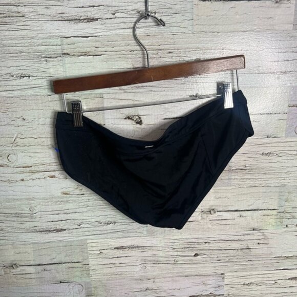 PINK Victoria's Secret Black and Pink Bikini Swimwear - Picture 6 of 6